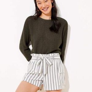 NWT New Loft XL Black & white Stripe Paper bag Tie Waist Shorts